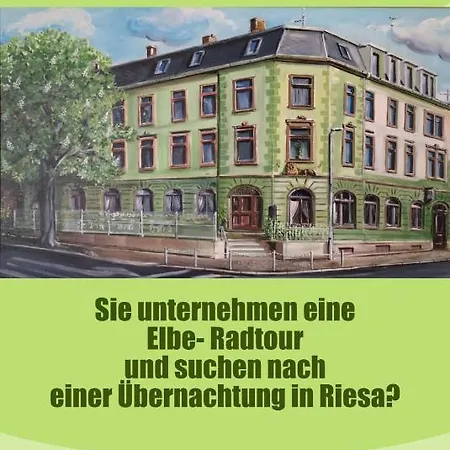 Guest house Traditionsgasthaus Goldener Loewe Restaurant & Riesa