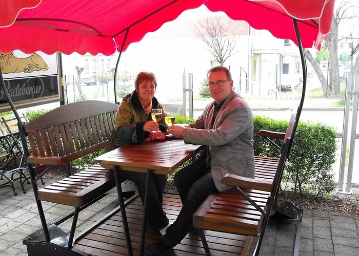 Гостевой дом Traditionsgasthaus Goldener Loewe Restaurant &